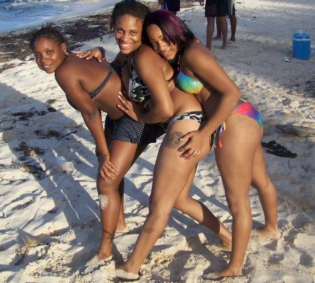le trio ds deesses